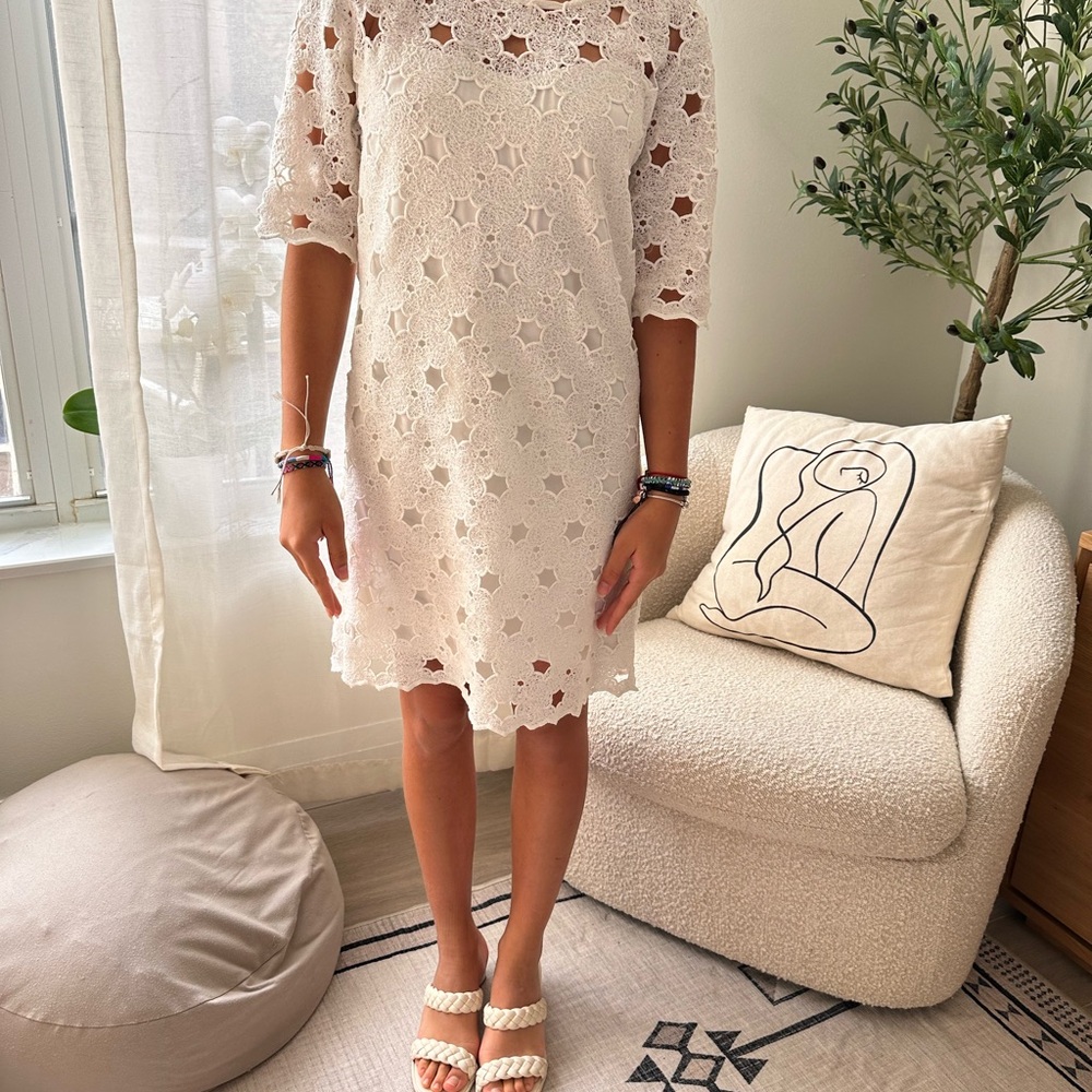 Elegant White Lace Dress